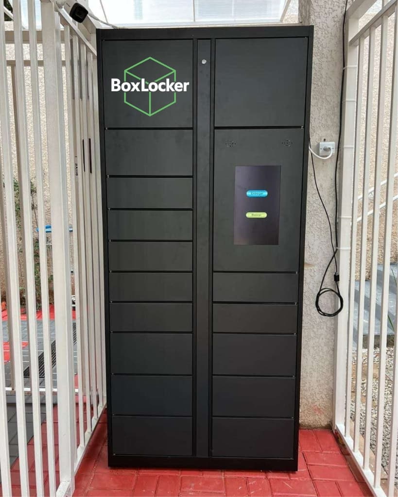Locker para Encomendas em operação - Foto Real BoxLocker